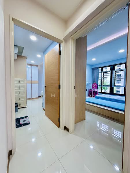 101A Bidadari Park Drive HDB Flat For Sale at S$ 1,150,000 | PropertyGuru Singapore - Corridor