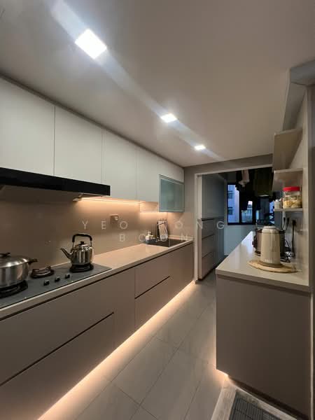Eastvale Condominium For Sale at S$ 1,688,888 | PropertyGuru Singapore - Kitchen