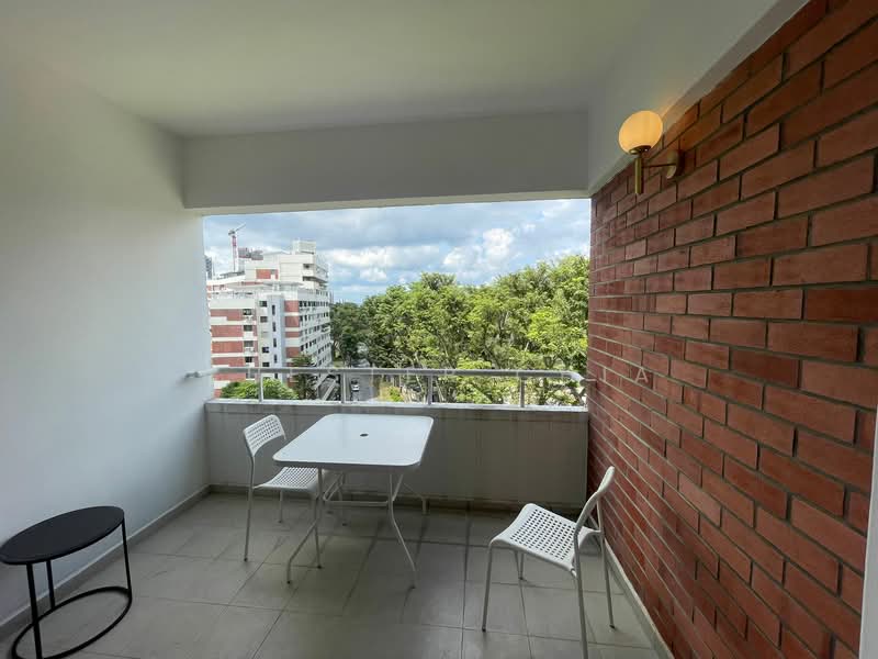 Pandan Valley, 3 Pandan Valley, Room Rental, 250 sqft, Condominium For Rent, by Chester Chia, 500073823 - Balcony - PropertyGuru.com.sg