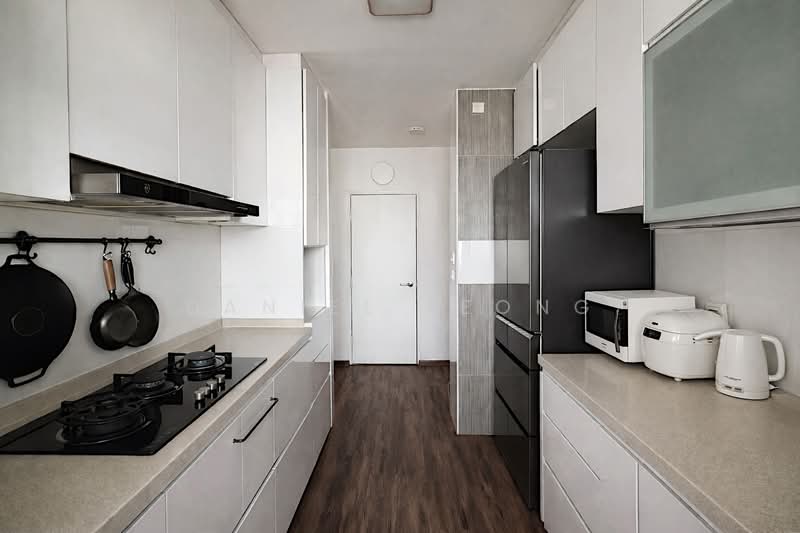 10A Bendemeer Road HDB Flat For Sale at S$ 1,080,000 | PropertyGuru Singapore - Kitchen