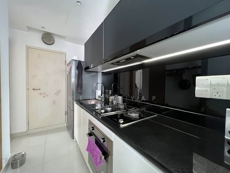 Pasir Ris link Apartment For Sale at S$ 1,150,000 | PropertyGuru Singapore - Kitchen