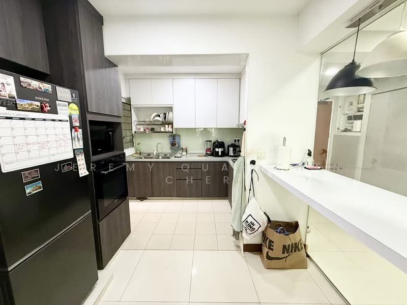 217A Sumang Walk HDB Flat For Sale at S$ 749,999 | PropertyGuru Singapore - Kitchen