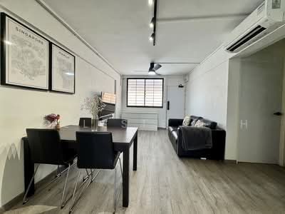 For Sale - 206 Serangoon Central