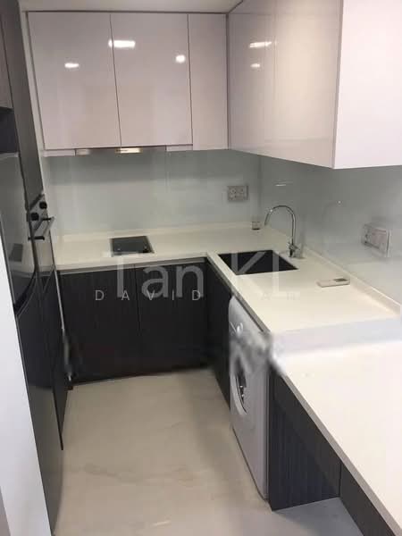 Watertown Condominium For Sale at S$ 1,050,000 | PropertyGuru Singapore - Kitchen