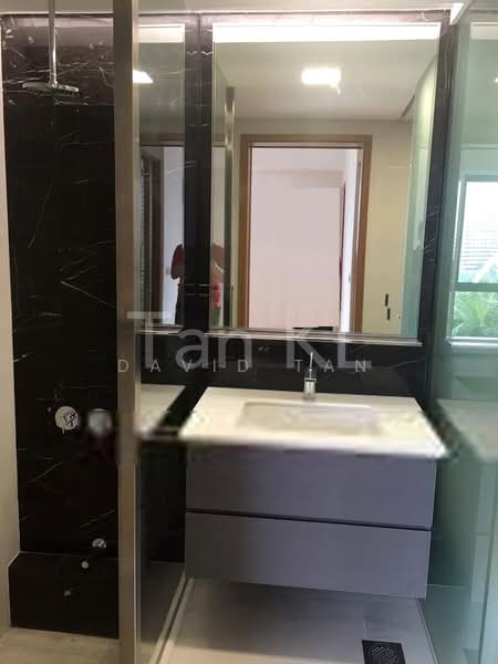 Watertown Condominium For Sale at S$ 1,050,000 | PropertyGuru Singapore - Bathroom