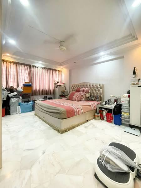 170 Yishun Avenue 7 HDB Flat For Sale at S$ 748,000 | PropertyGuru Singapore - Bedroom