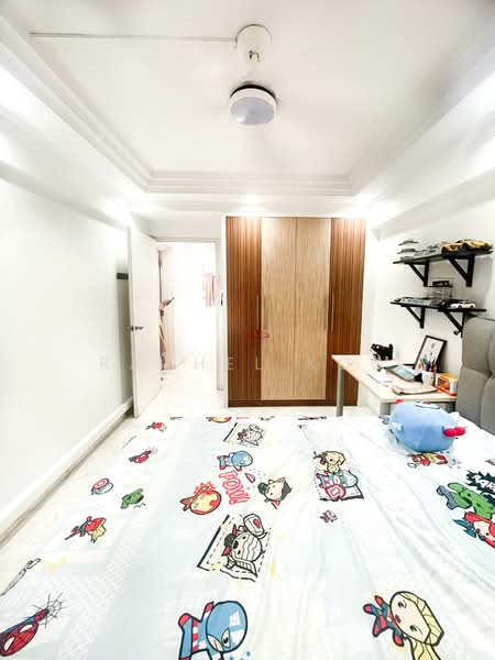 170 Yishun Avenue 7 HDB Flat For Sale at S$ 748,000 | PropertyGuru Singapore - Bedroom