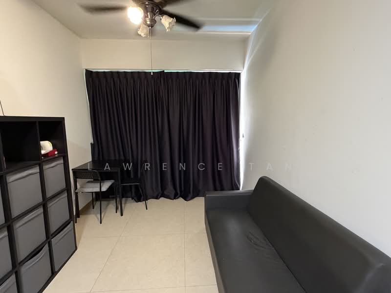 Kingsford Waterbay Condominium For Sale at S$ 718,000 | PropertyGuru Singapore - Living Room