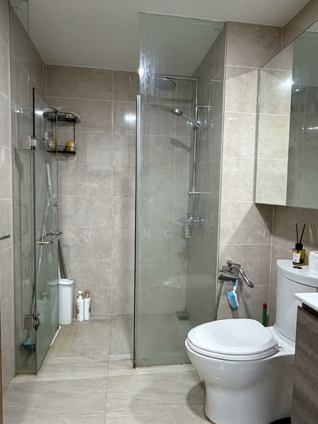 Kingsford Waterbay Condominium For Sale at S$ 718,000 | PropertyGuru Singapore - Bathroom