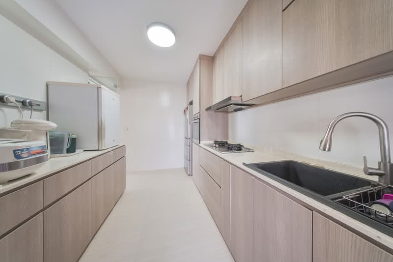 445A Clementi Avenue 3 HDB Flat For Sale at S$ 1,599,990 | PropertyGuru Singapore - Kitchen