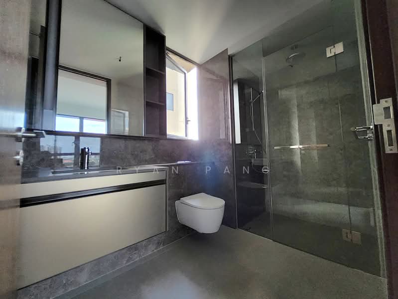 Tembusu Grand Condominium For Sale at S$ 2,899,999 | PropertyGuru Singapore - Master Bathroom
