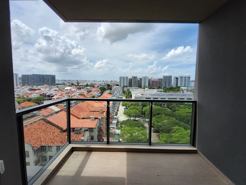 Tembusu Grand Condominium For Sale at S$ 2,899,999 | PropertyGuru Singapore - Balcony