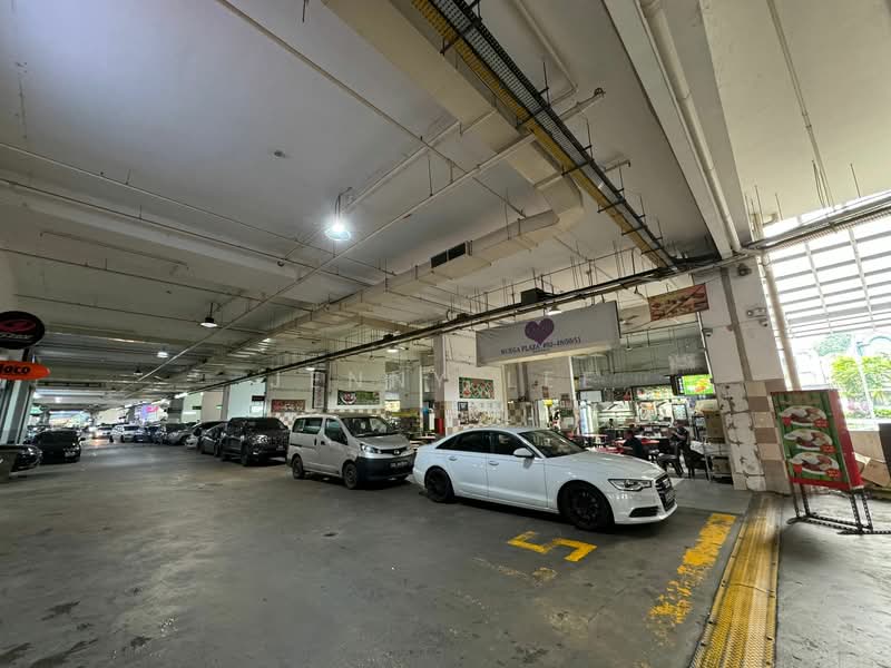 Wcega Plaza, 1 Bukit Batok Crescent, 2,605 sqft, Light Industrial (B1) For Sale, by Jenny Lee, 500073879 - Exterior - CommercialGuru.com.sg