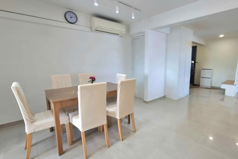 336 Clementi Avenue 2 HDB Flat For Sale at S$ 868,800 | PropertyGuru Singapore - Dining Area