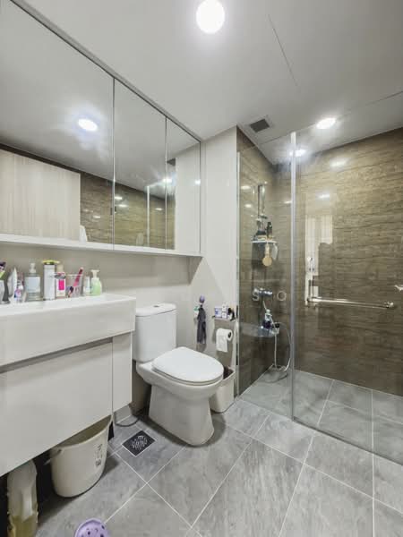 Sol Acres Executive Condominium For Sale at S$ 1,300,000 | PropertyGuru Singapore - Bathroom