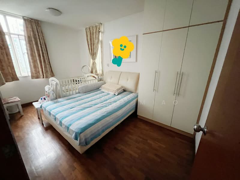 Lilydale Condominium For Sale at S$ 1,220,000 | PropertyGuru Singapore - Bedroom