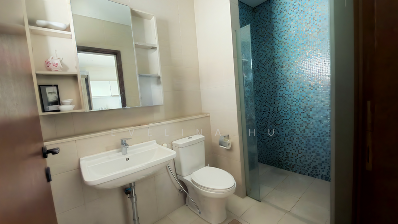 Serangoon Garden Estate, Coniston Grove, 4 Bedrooms, 3,500 sqft, Corner Terrace For Sale, by Evelina Hu, 500073918 - Bathroom - PropertyGuru.com.sg