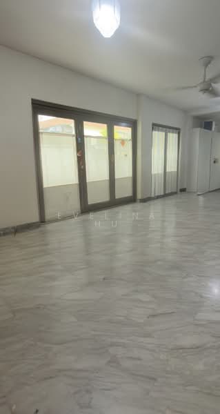 Serangoon Garden Estate, Coniston Grove, 4 Bedrooms, 3,500 sqft, Corner Terrace For Sale, by Evelina Hu, 500073918 - Interior - PropertyGuru.com.sg