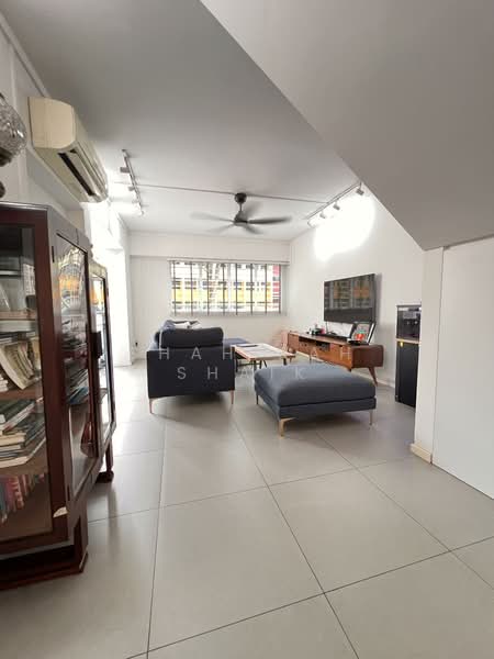 101 Pasir Ris Street 12 HDB Flat For Sale at S$ 950,000 | PropertyGuru Singapore - Living Room