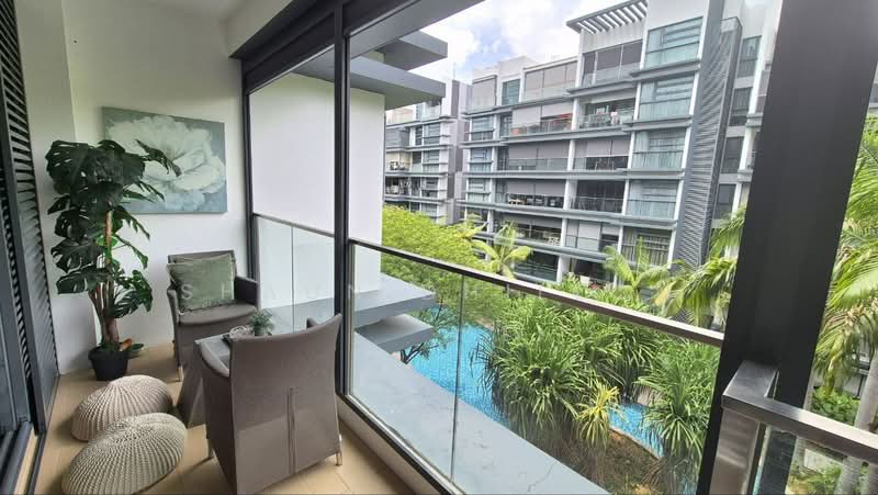 Hedges Park Condominium Condominium For Sale at S$ 1,020,000 | PropertyGuru Singapore - Balcony