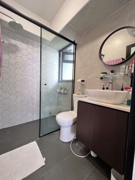 101A Bidadari Park Drive HDB Flat For Sale at S$ 900,000 | PropertyGuru Singapore - Bathroom