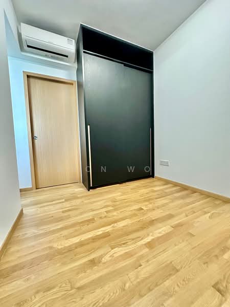 For Rent - Fyve Derbyshire