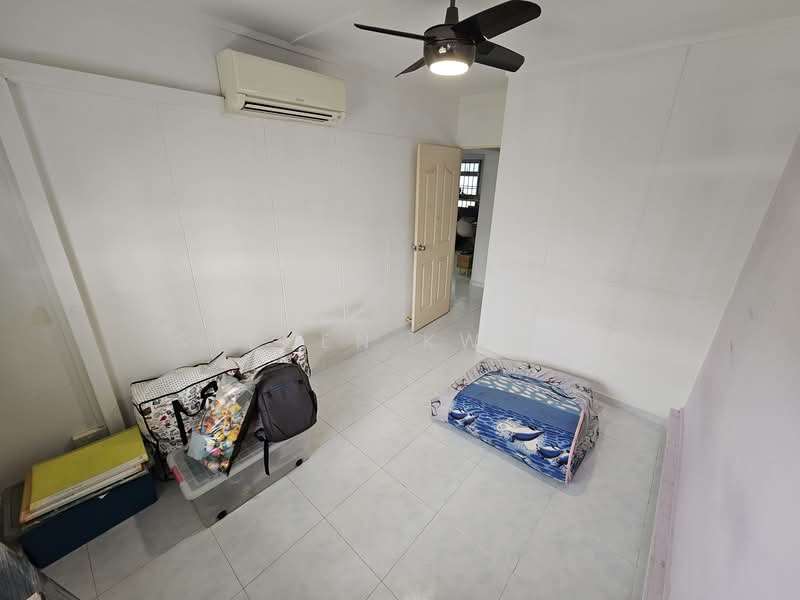 668C Jurong West Street 64 HDB Flat For Sale at S$ 570,000 | PropertyGuru Singapore - Interior
