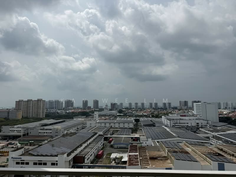 Bedok Residences Condominium For Sale at S$ 1,160,000 | PropertyGuru Singapore - Exterior