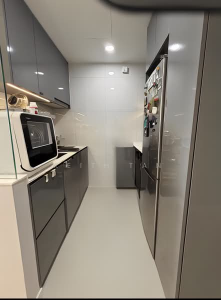 The Tre Ver Condominium For Sale at S$ 1,248,998 | PropertyGuru Singapore - Kitchen