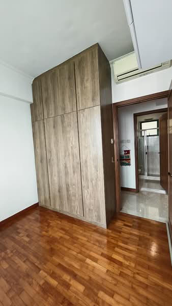 Palm Gardens Condominium For Sale at S$ 1,400,000 | PropertyGuru Singapore - Interior