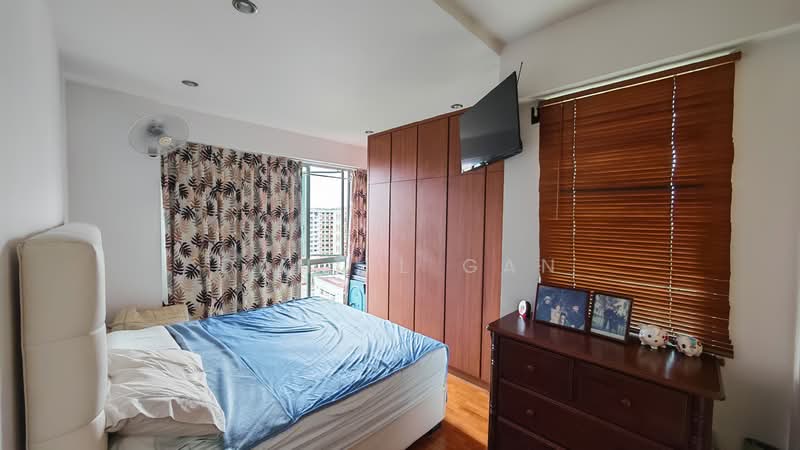 Palm Gardens Condominium For Sale at S$ 1,400,000 | PropertyGuru Singapore - Bedroom