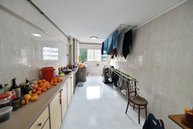 543 Bedok North Street 3 HDB Flat For Sale at S$ 580,000 | PropertyGuru Singapore - Kitchen