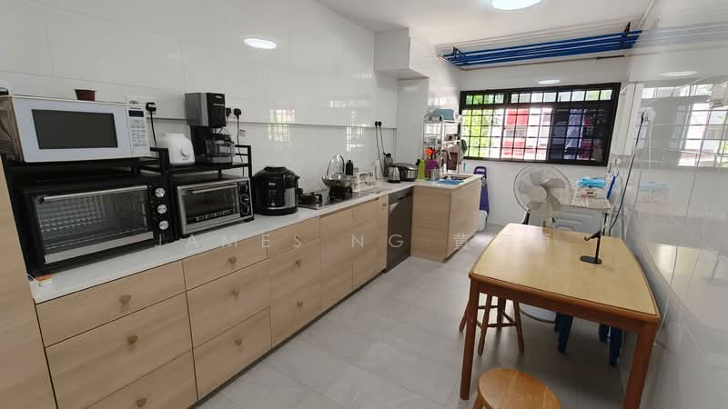 244 Hougang Street 22 HDB Flat For Sale at S$ 588,000 | PropertyGuru Singapore - 4 Room Corner Unit. Viewings - 9030 3197