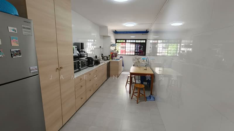 244 Hougang Street 22 HDB Flat For Sale at S$ 588,000 | PropertyGuru Singapore - 4 Room Corner Unit. Viewings - 9030 3197