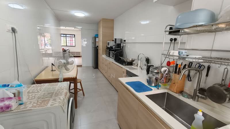 244 Hougang Street 22 HDB Flat For Sale at S$ 588,000 | PropertyGuru Singapore - 4 Room Corner Unit. Viewings - 9030 3197