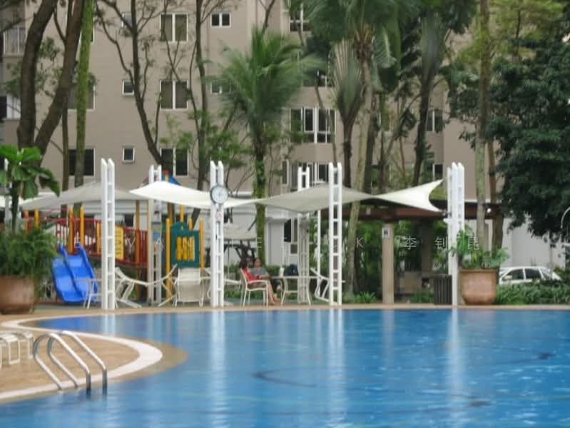 Seasons Park Condominium For Sale at S$ 1,950,000 | PropertyGuru Singapore - Exterior