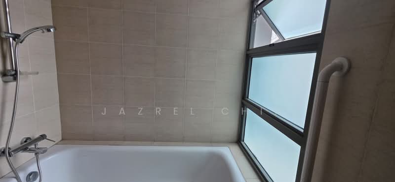 The Quintet, 36 Choa Chu Kang Street 64, 3 Bedrooms, 1,259 sqft, Condominium For Rent, by Jazrel Chin, 500074014 - Master Bathroom - PropertyGuru.com.sg