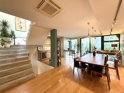 For Sale - ⭐️⭐️LANDED7772@D19 Best Value Freehold Designer House