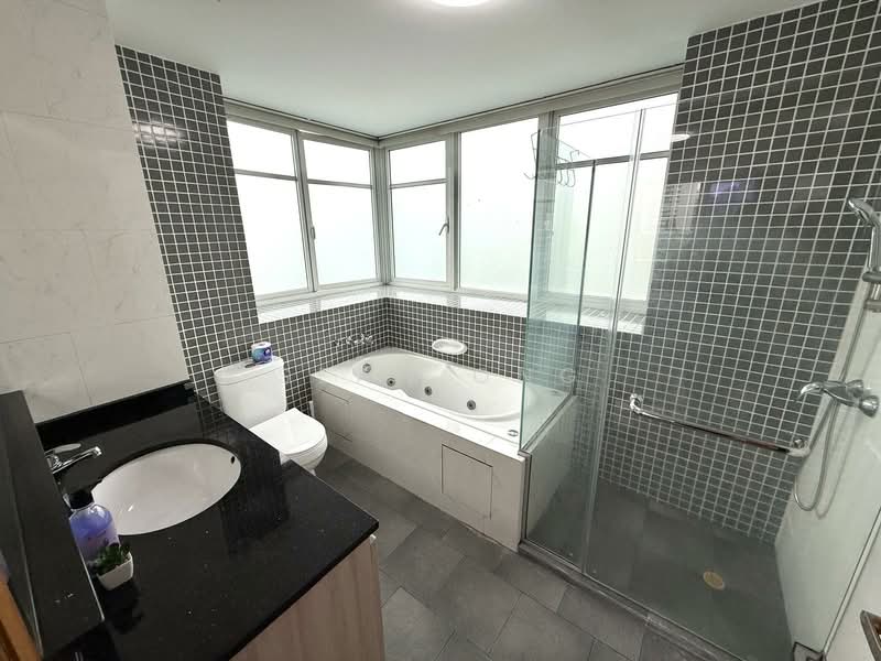 The Jade, 9 Bukit Batok Central Link, Room Rental, 171 sqft, Condominium For Rent, by Sean Ong, 500074037 - Bathroom - PropertyGuru.com.sg