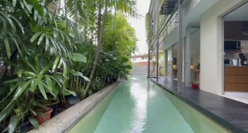 Hillcrest Road Semi-Detached House For Sale at S$ 11,800,000 | PropertyGuru Singapore - Exterior