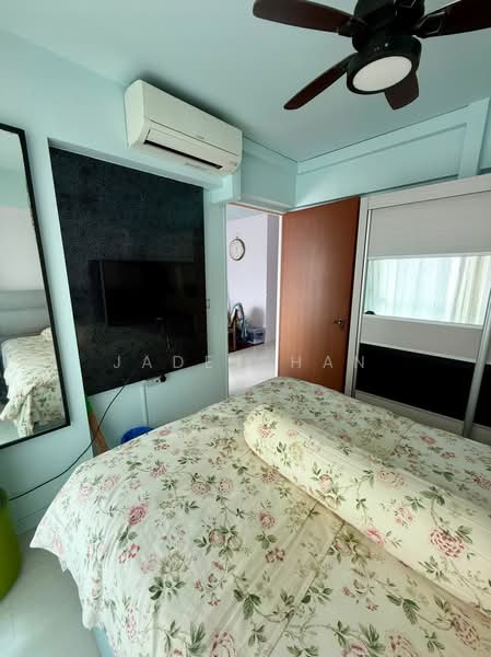 624C Punggol Central HDB Flat For Sale at S$ 398,000 | PropertyGuru Singapore - Bedroom