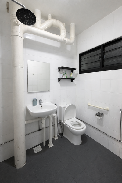 627 Yishun Street 61 HDB Flat For Sale at S$ 460,000 | PropertyGuru Singapore - Bathroom