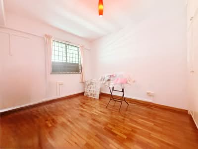 For Sale - 210 Yishun Street 21