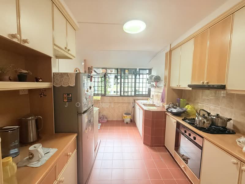 210 Yishun Street 21, 210 Yishun Street 21, 2 Bedrooms, 67 sqft, HDB Flat For Sale, by Joane Wang, 500074070 - Kitchen - PropertyGuru.com.sg