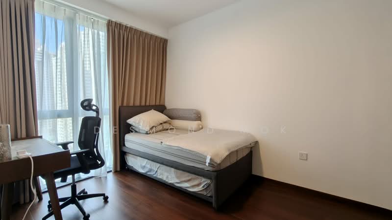 Irwell Hill Residences, 2 Irwell Hill, 4 Bedrooms, 1,582 sqft, Condominium For Sale, by Desmond Mok, 500074108 - Bedroom - PropertyGuru.com.sg