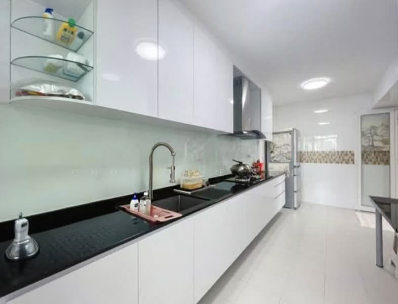 662C Edgedale Plains, 662C Edgedale Plains, 3 Bedrooms, 1,206 sqft, HDB Flat For Rent, by Chua Chee Seng, 500074112 - Kitchen - PropertyGuru.com.sg