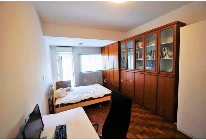 Orchid Village, Vanda Road, 5 Bedrooms, 3,800 sqft, Semi-Detached House For Rent, by Linda Ee, 500074115 - Bedroom - PropertyGuru.com.sg