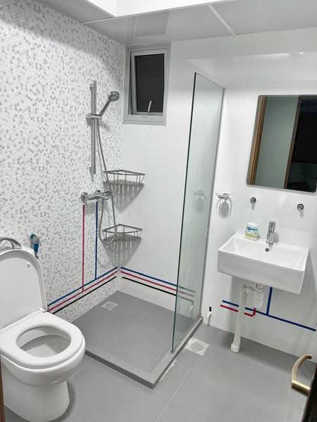 475A Yishun Street 44, 475A Yishun Street 44, Sembawang / Yishun, Room Rental, 150 sqft, HDB Flat For Rent, by Bennedict Tan, 500074121 - Bathroom - PropertyGuru.com.sg