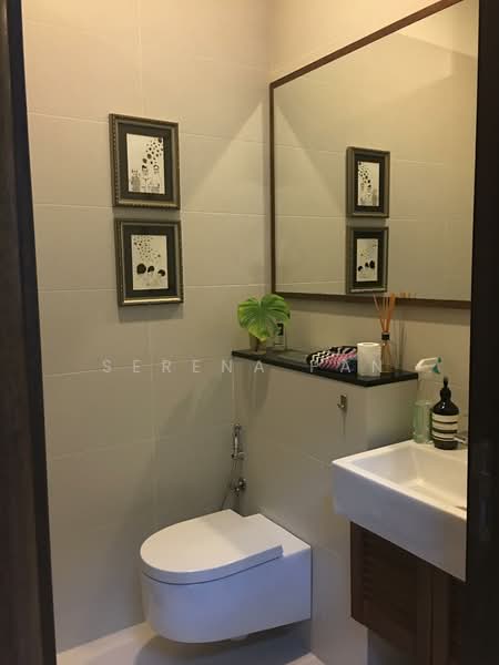 Emerald Hill Conservation Area, Emerald Hill Road, 2 Bedrooms, 2,400 sqft, Conservation House For Rent, by Serena Pan, 500074129 - Bathroom - PropertyGuru.com.sg