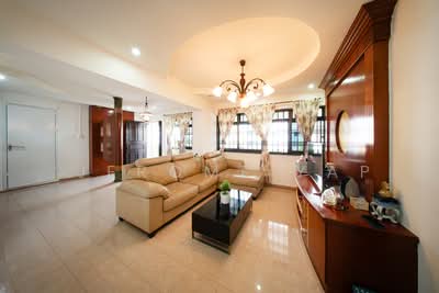 For Sale - 323 Sembawang Close